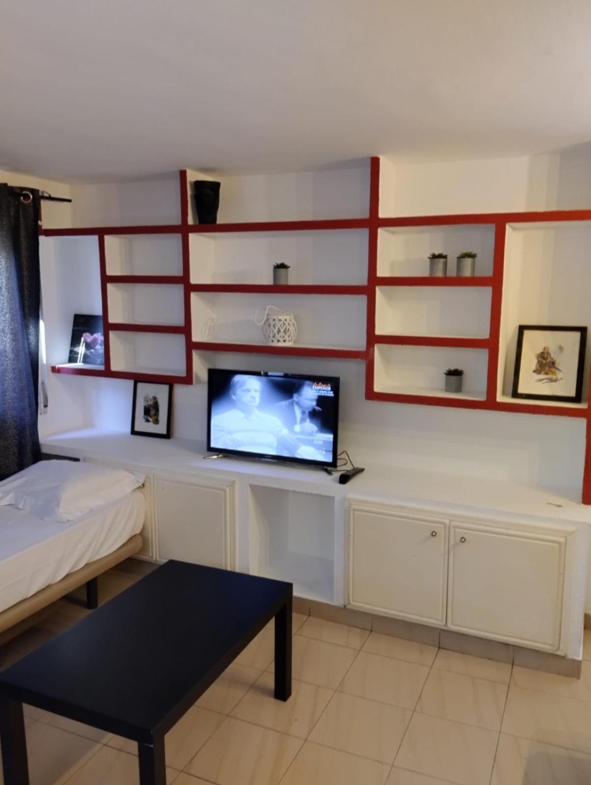Aparsol Apartments มาดริด ภายนอก รูปภาพ