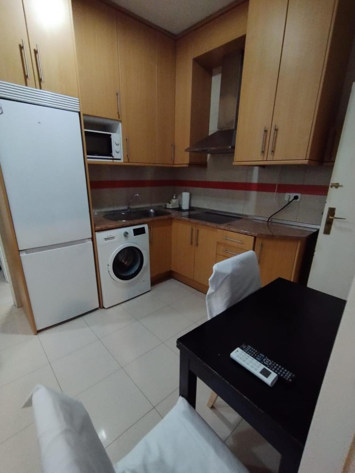 Aparsol Apartments มาดริด ภายนอก รูปภาพ