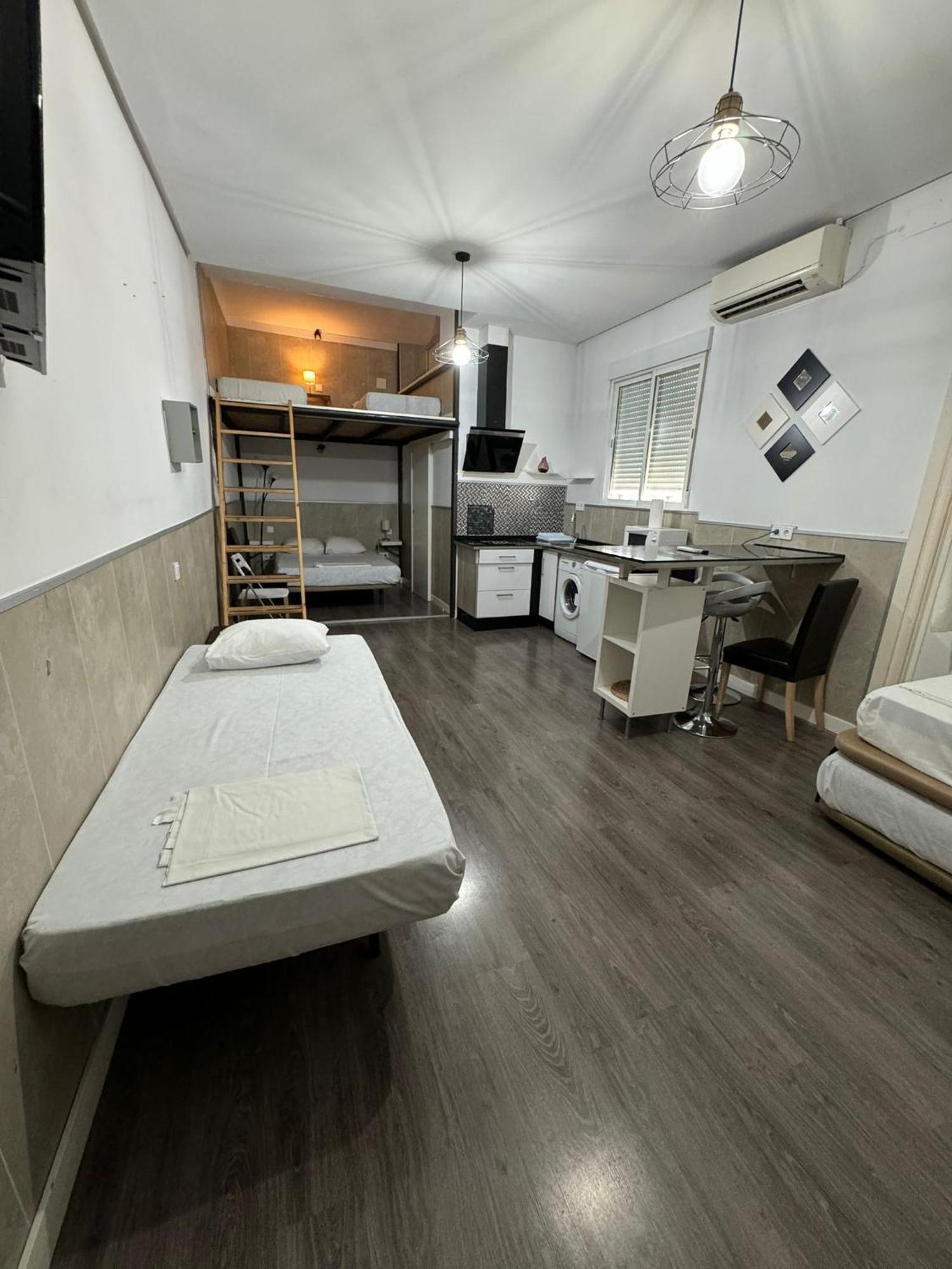 Aparsol Apartments มาดริด ภายนอก รูปภาพ