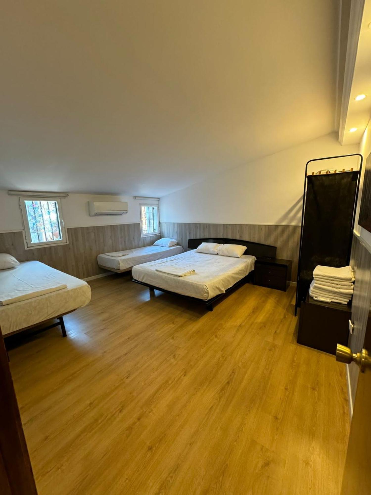 Aparsol Apartments มาดริด ภายนอก รูปภาพ
