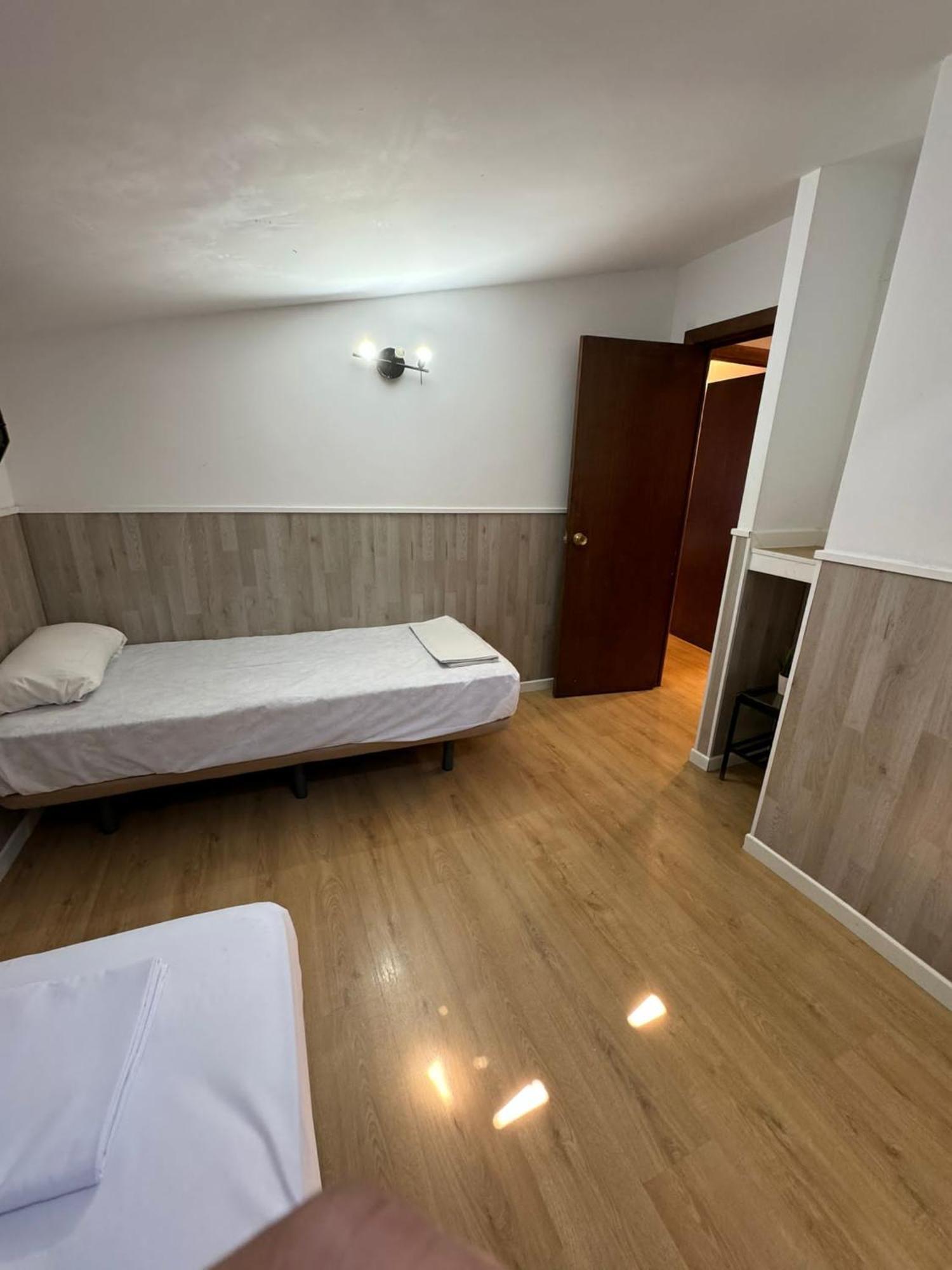 Aparsol Apartments มาดริด ภายนอก รูปภาพ